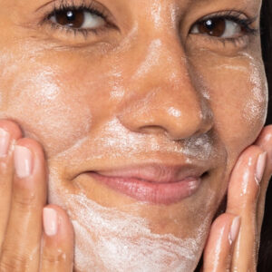 Neutrogena® Hydro Boost Cleansing Gel & Oil-Free Makeup Remover with Hyaluronic Acid 170G